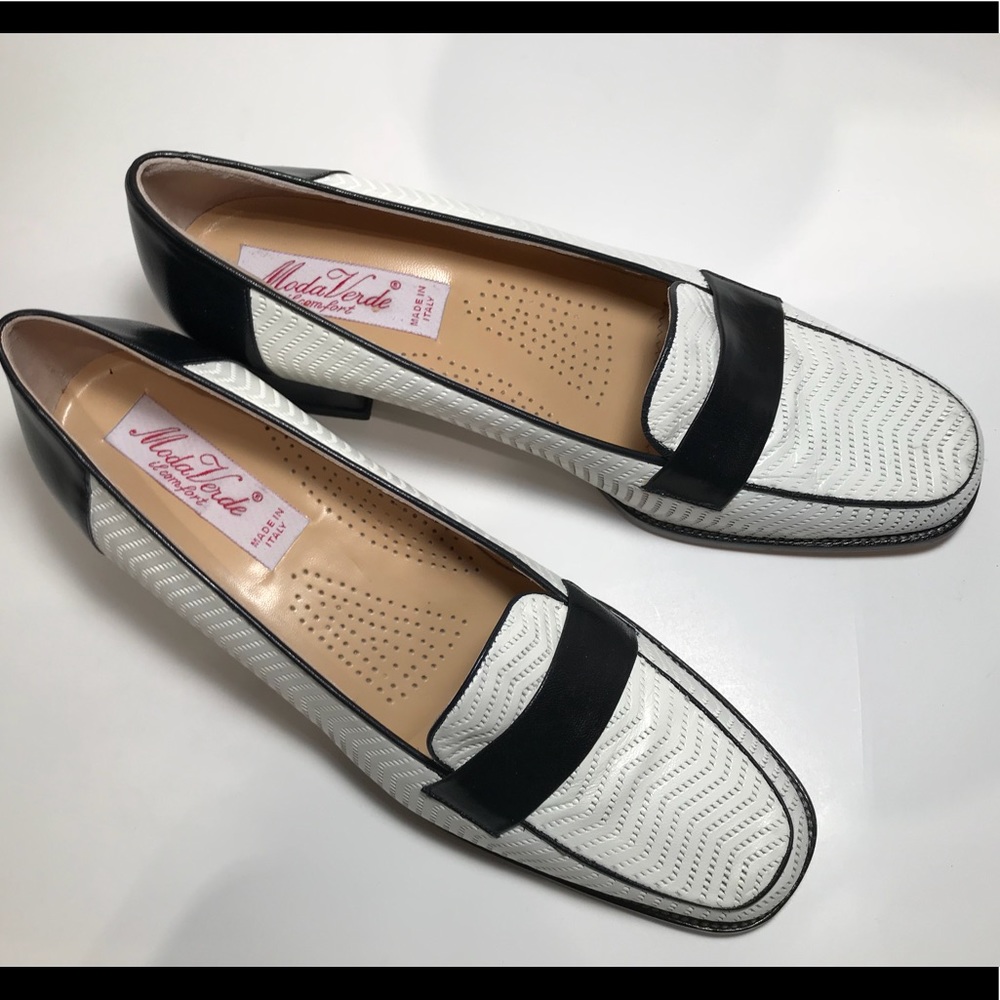 Moda Verde white/navy square heel, 9 N leather